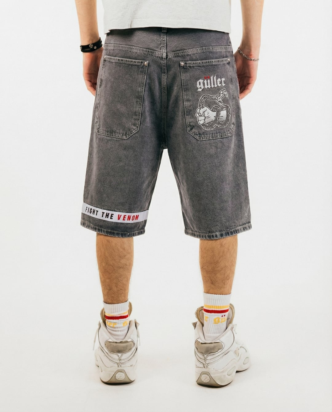 Baggy Jeans Short "Guller Fight the venom" col. Grigio Delavè